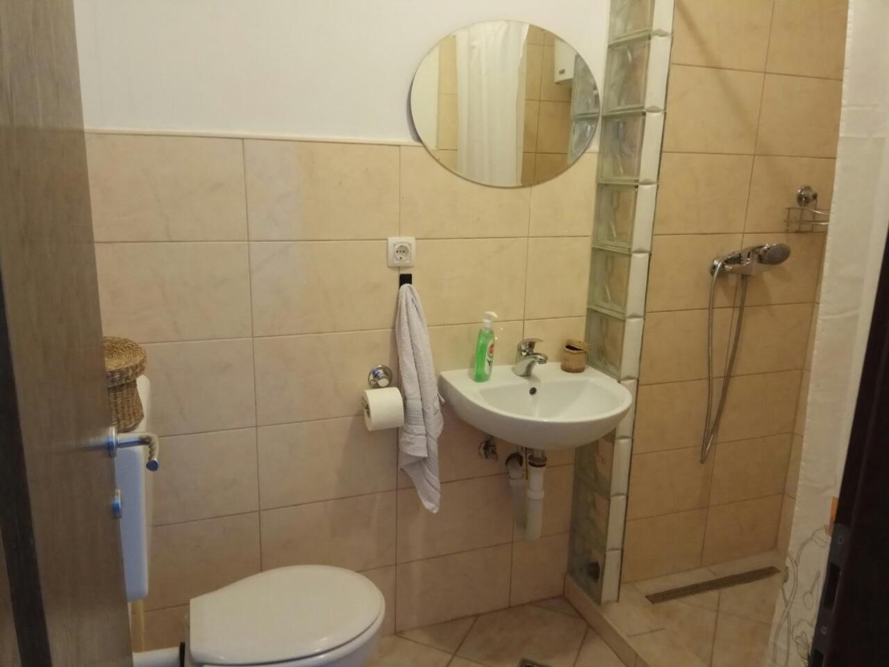 Apartmani Mina 内乌姆 外观 照片