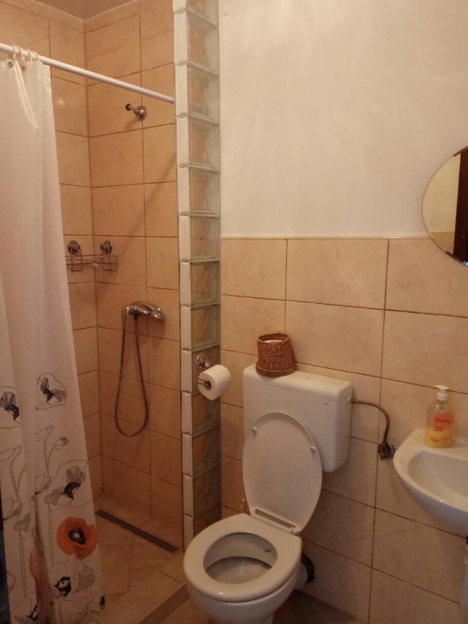 Apartmani Mina 内乌姆 外观 照片